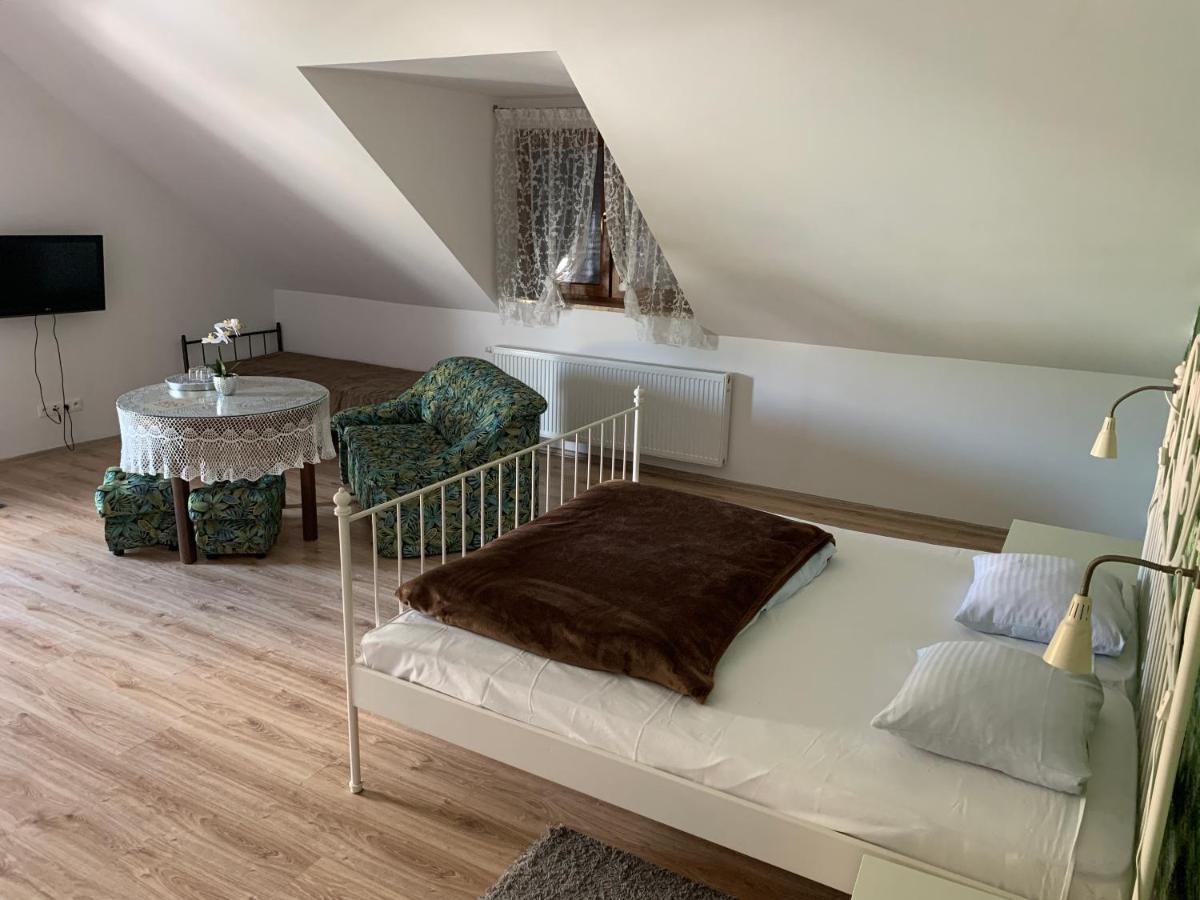 Motel u Olka Boczow Exteriér fotografie